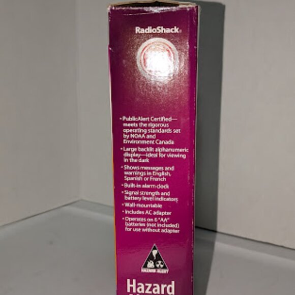 Radio Shack Hazzard Alert Radio - Picture 5 of 5